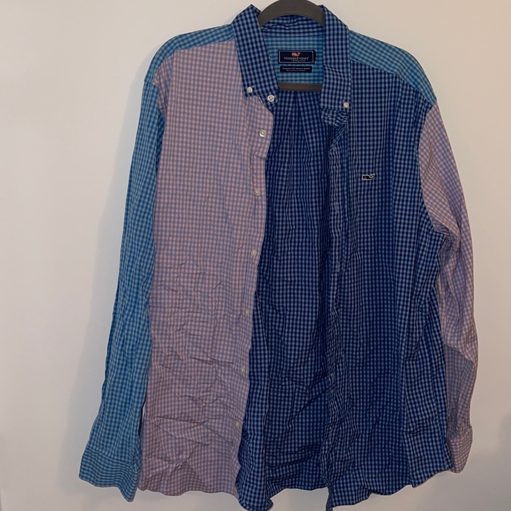 Vineyard Vines Button Down - image 1